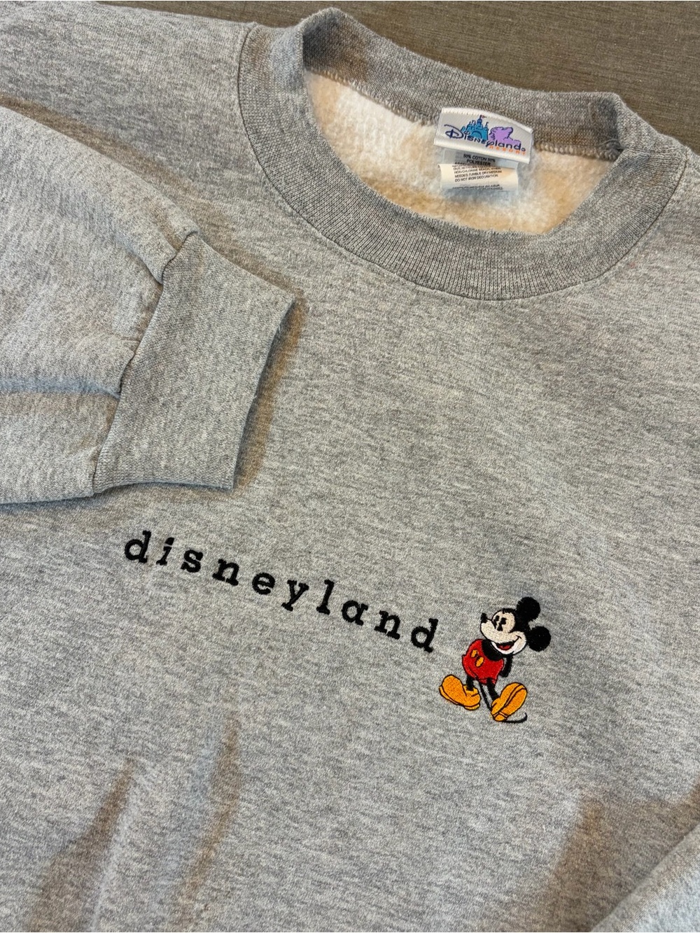 Vintage Disneyland Gray Crewneck Sweatshirt Embroidered Logo XXL Mickey Mouse